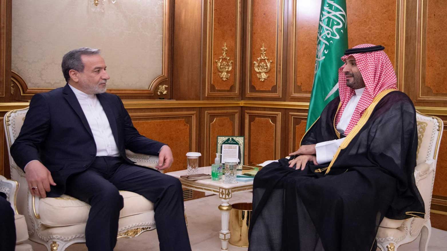 Saudi Crown Prince Mohammed bin Salman meets Iranian FM Abbas Araghchi in Jeddah, July 8, 2025. (Photo: Saudi Press Agency)