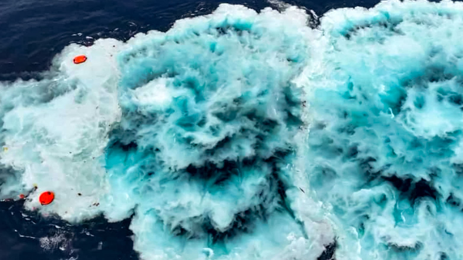 إنقاذ أربعة أشخاص إضافيين كانوا على متن سفينة شحن أغرقها هجوم الحوثيين