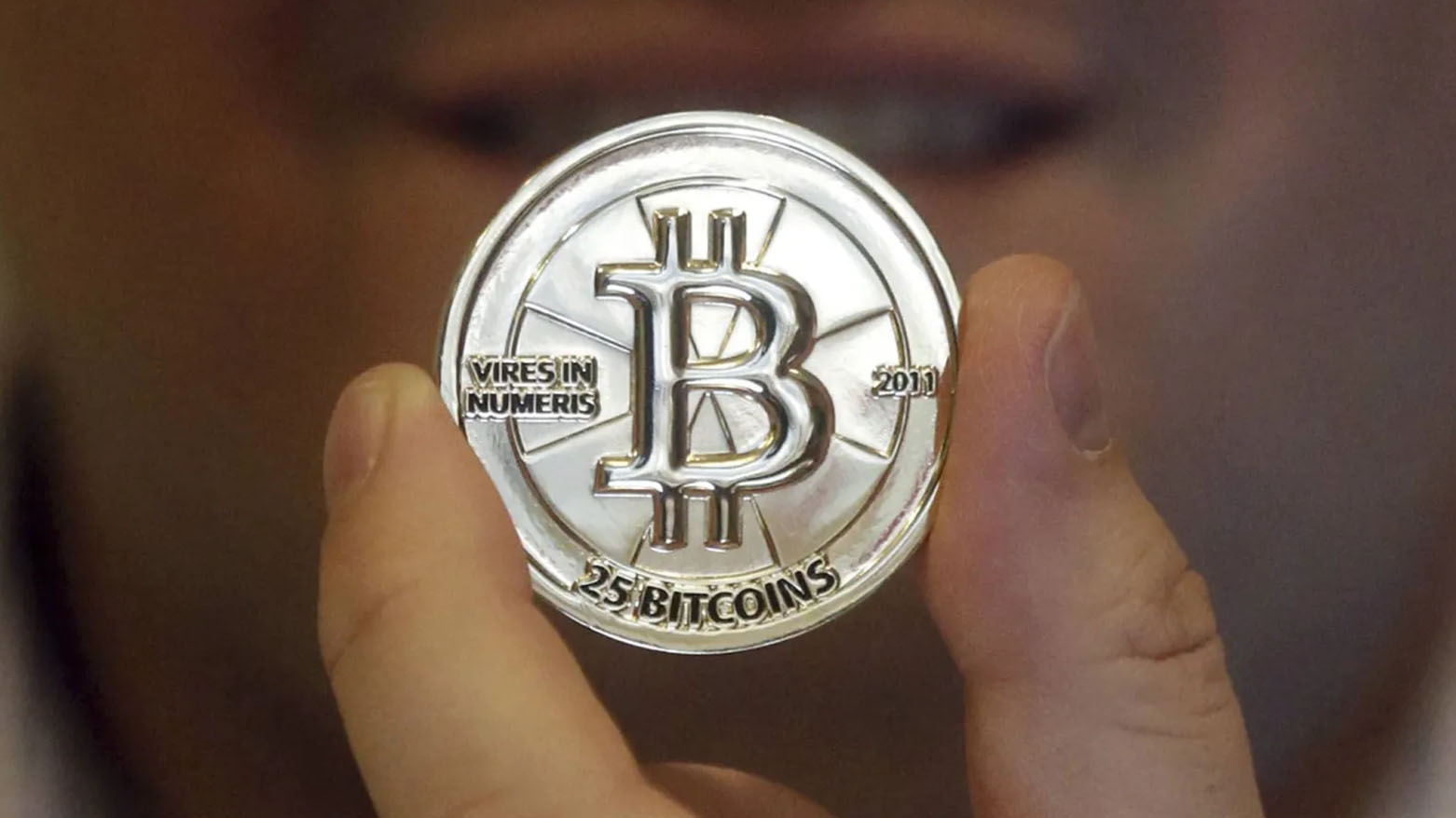 بيتكوين تتجاوز حاجز الـ120 ألف دولار