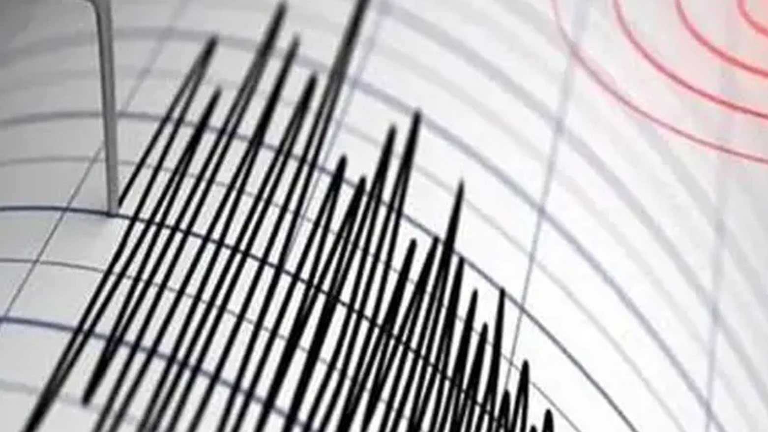 زلزال بقوة 6,7 درجات يضرب قبالة سواحل شرق إندونيسيا