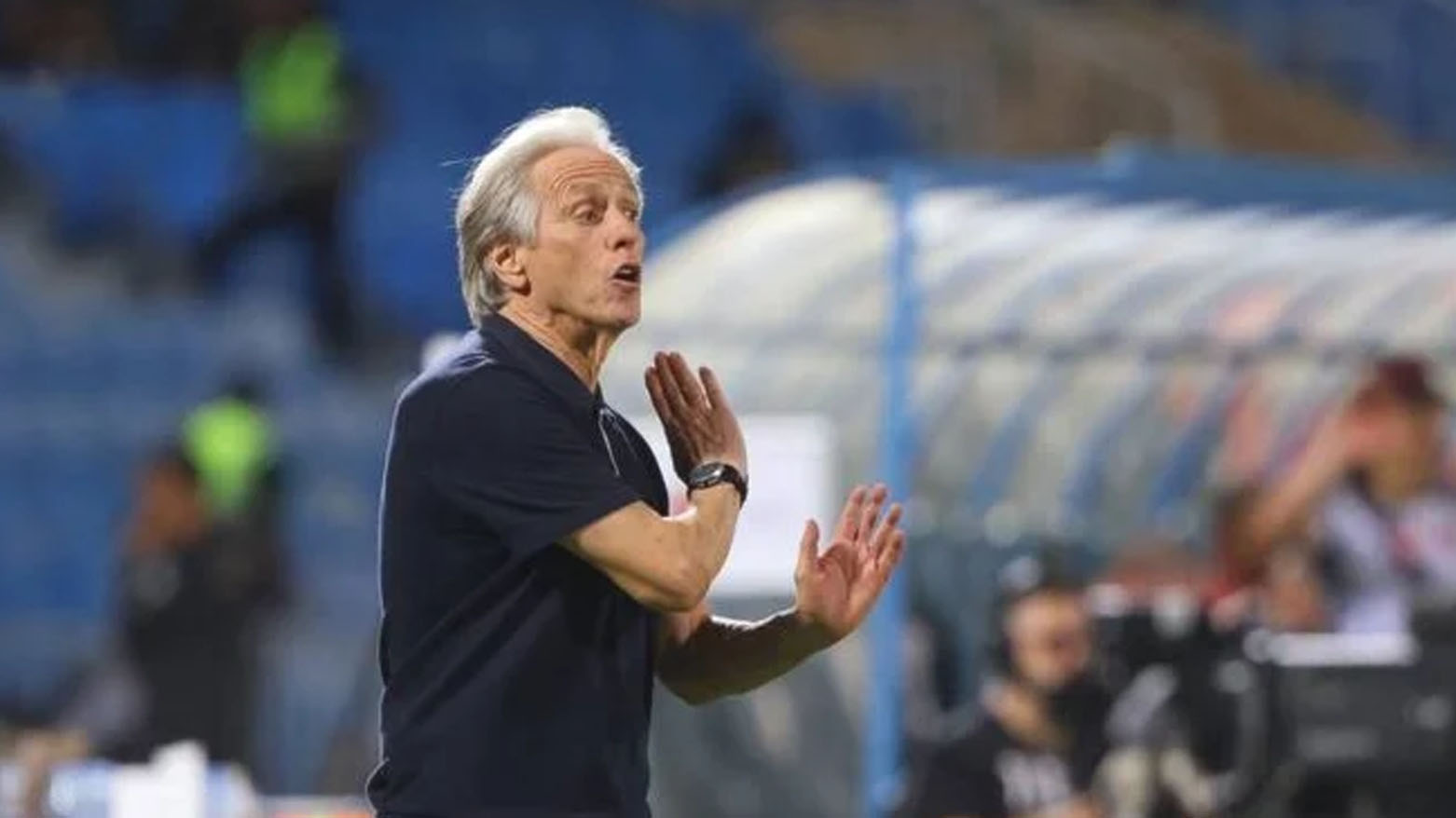 النصر السعودي يعلن تعاقده مع المدرب البرتغالي جيزوس لموسم واحد