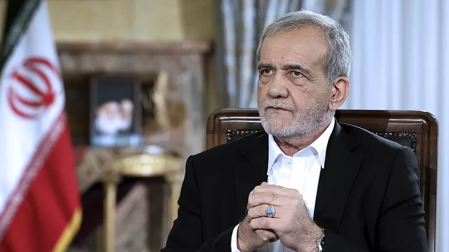 İran Cumhurbaşkanı Mesud Pezeşkiyan