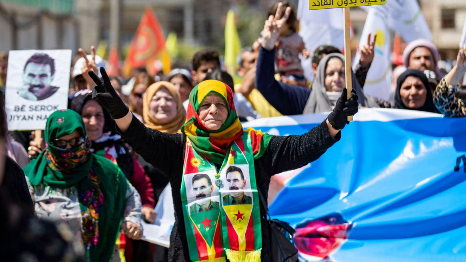 ژمارەیەک هاووڵاتیی کوردی باکووری کوردستان