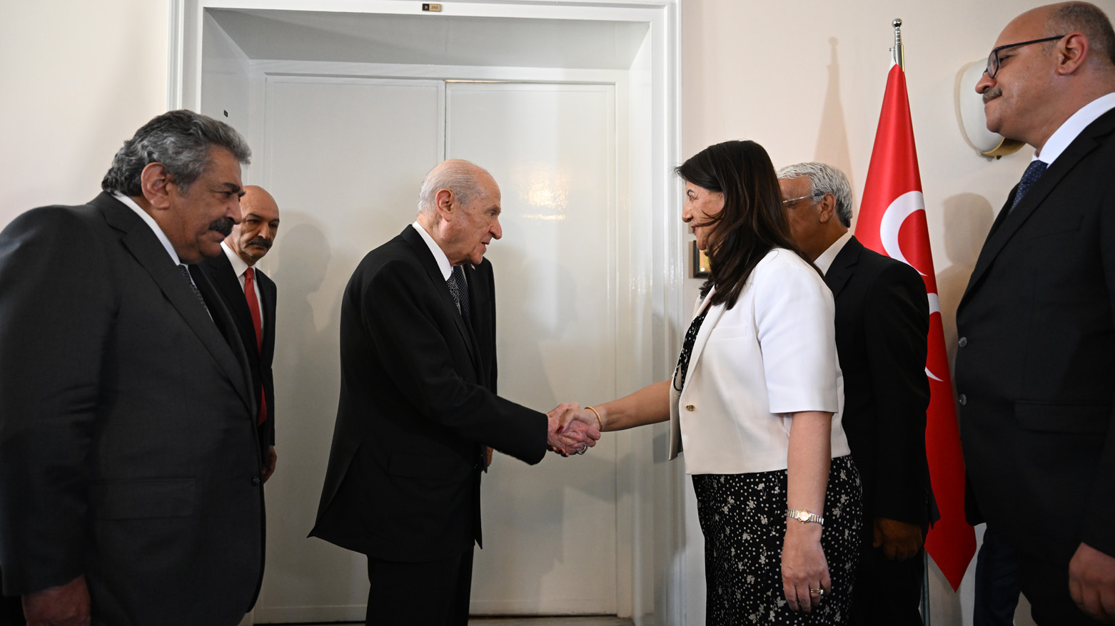 İmralı Heyeti ile Bahçeli bir araya geldi
