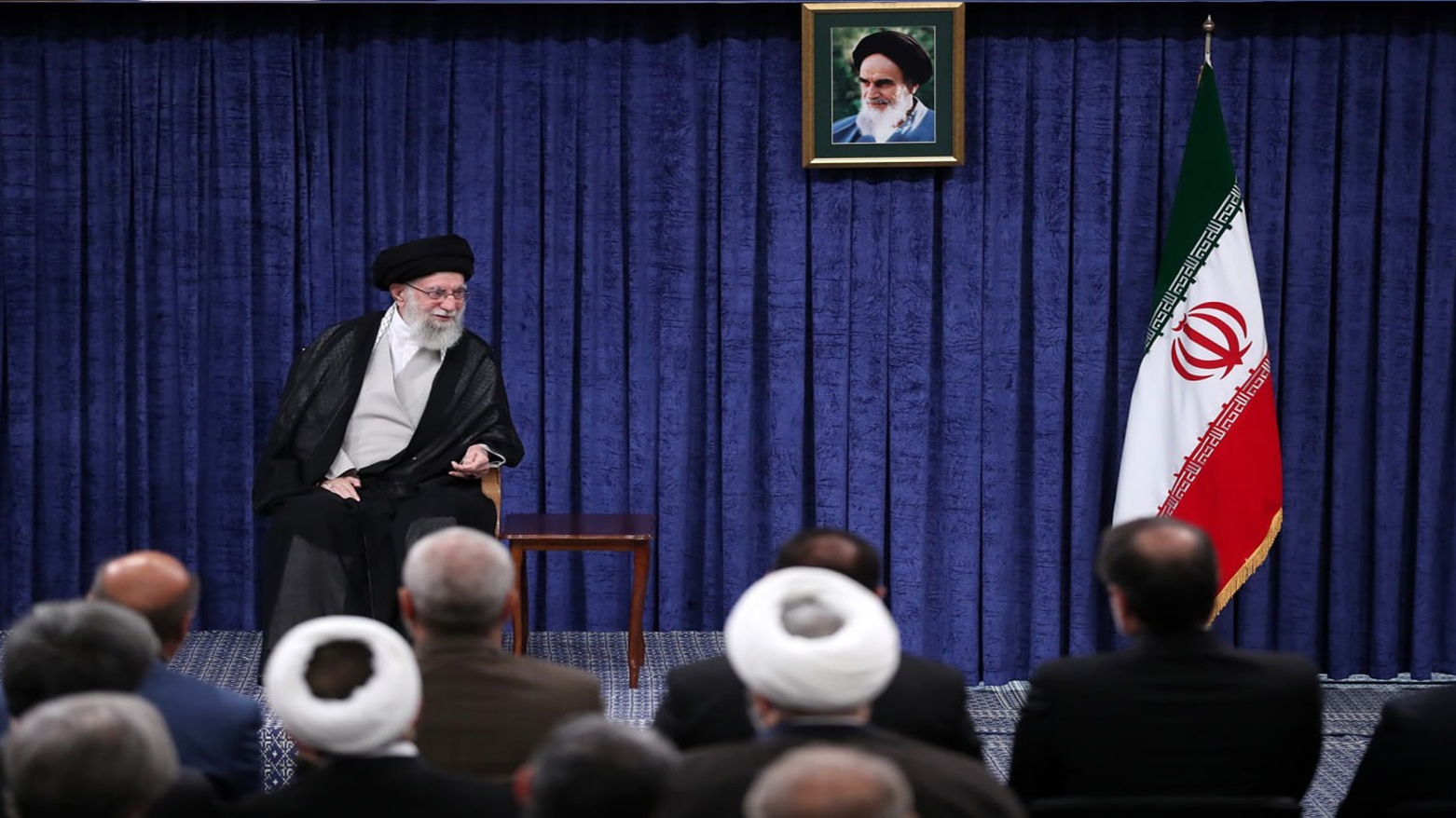عەلی خامنەیی، ڕێبەری کۆماری ئیسلامیی ئێران