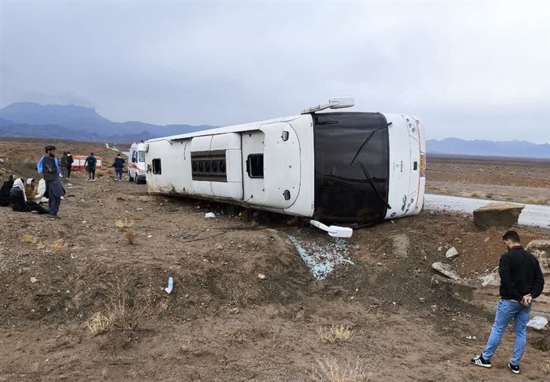 İran’da yolcu otobüsü kaza yaptı: Ölü ve yaralılar var