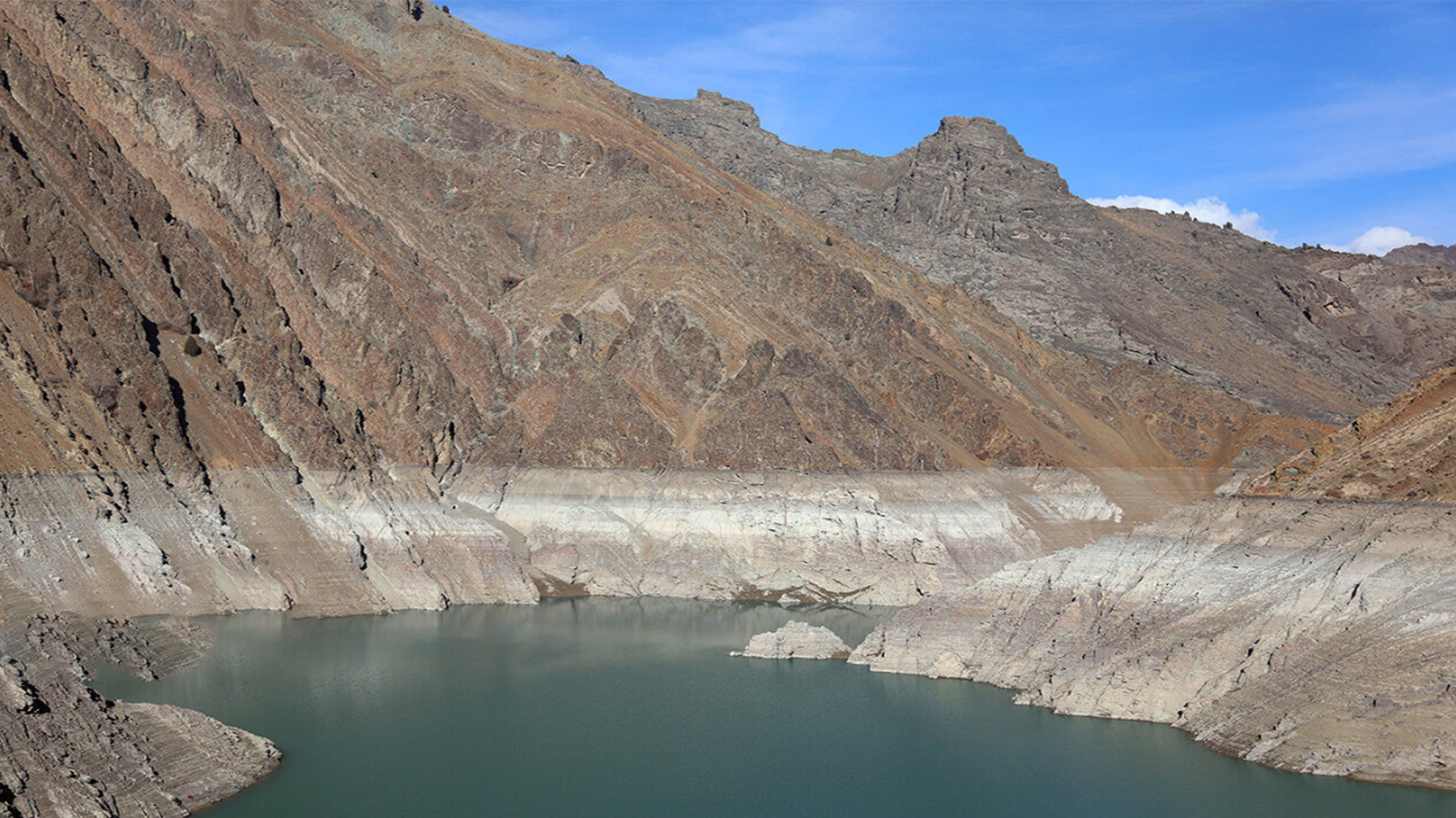 دیمەنی دابەزینی ئاستی ئاوی بەنداوی ماملو