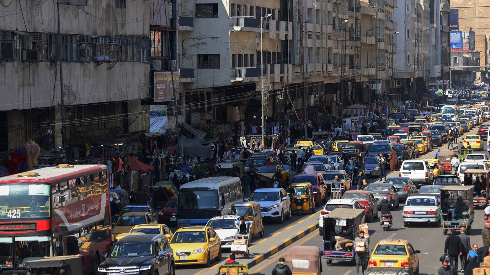 This picture shows the busy Shorja market in central Baghdad on February 27, 2025. (Photo: AFP)