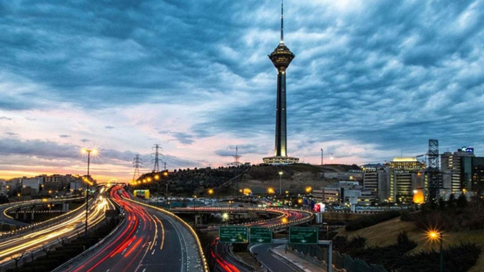 تعطیلی روز چهارشنبه در تهران به دلیل موج گرما و کمبود آب