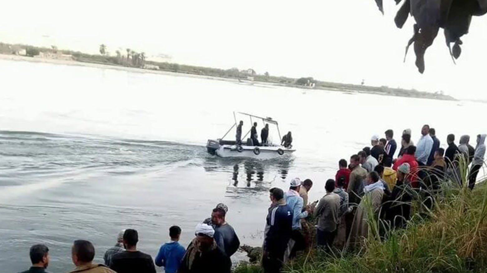 السباحة العشوائية في مشاريع الري.. ترفيه محفوف بالموت في غياب الدولة