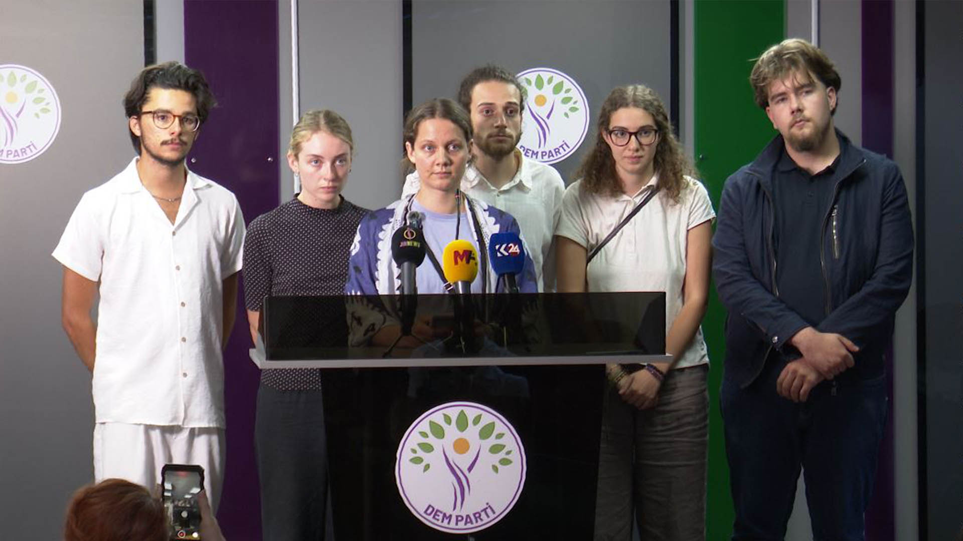 Ciwanên Ewropî bo hevdîtineke bi Ocalan re serî li Wezareta Dadê dan