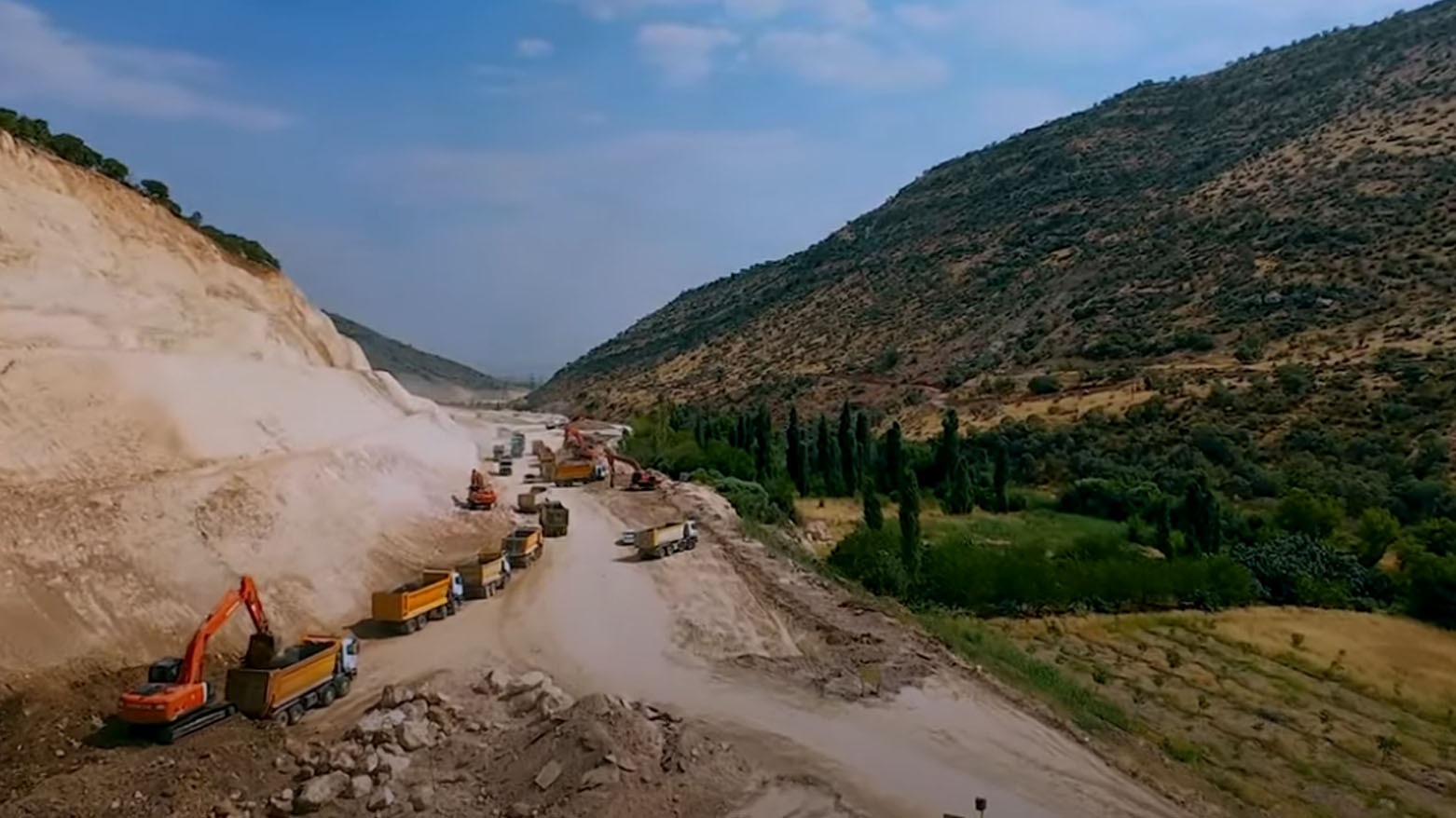 فيديو.. تقدم ملحوظ في مشروع الطريق المزدوج دهوك – باعذري بإشراف حكومة إقليم كوردستان
