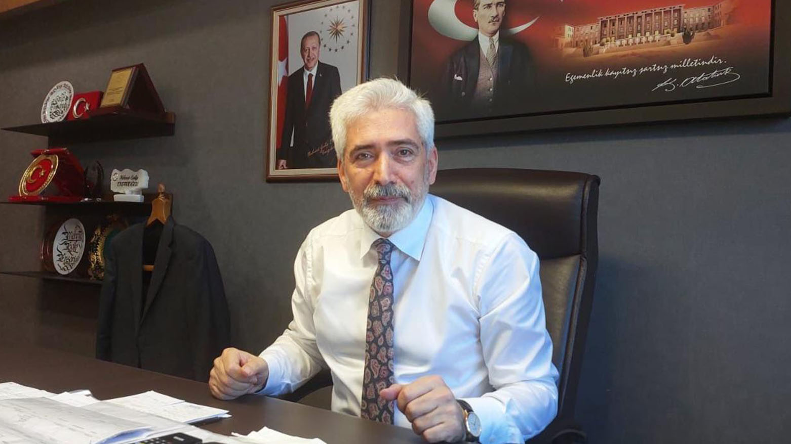 Ensarioglu: Piştevaniya Serok Barzanî ji bo pêvajoyê girîng e