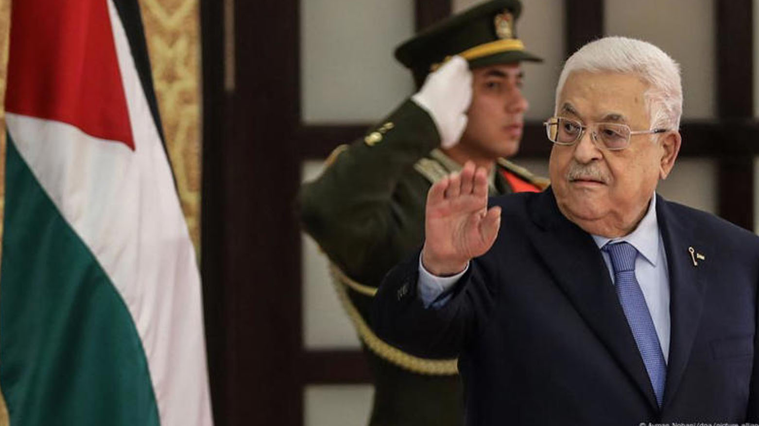 دول عربية عدة تحضّ حماس على تسليم سلاحها للسلطة الفلسطينية