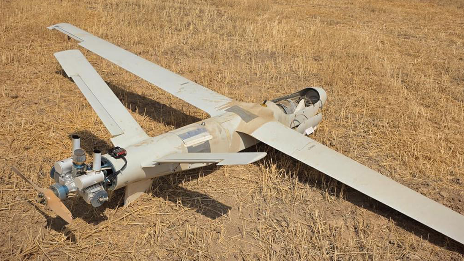 Dijeterora Kurdistanê: Droneke bombekirî li Mexmûrê kete xwarê