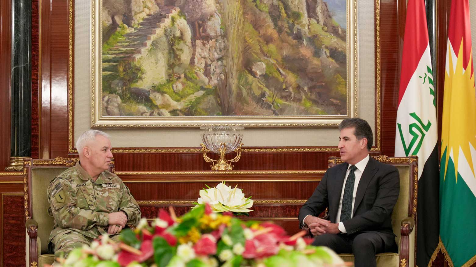 Kurdistan Region President Nechirvan Barzani, (R), receiving BG Kevin Lambert, Commander of the Combined Joint Task Force – Operation Inherent Resolve, July 31, 2025. (Photo: Kurdistan Presidency)