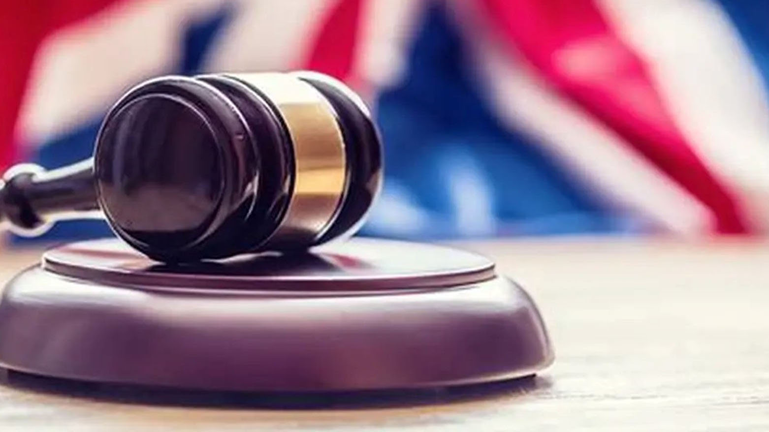 اتهام رجل في بريطانيا بتسميم أطفال بسكاكر ممزوجة بمُهدئات