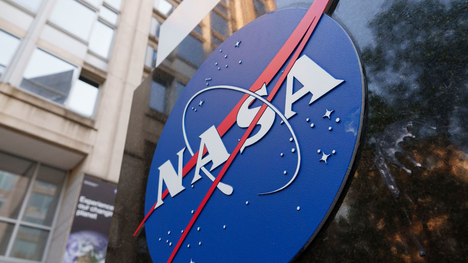 NASA'nın Ay'a nükleer reaktör göndermeyi planladığı iddia edildi