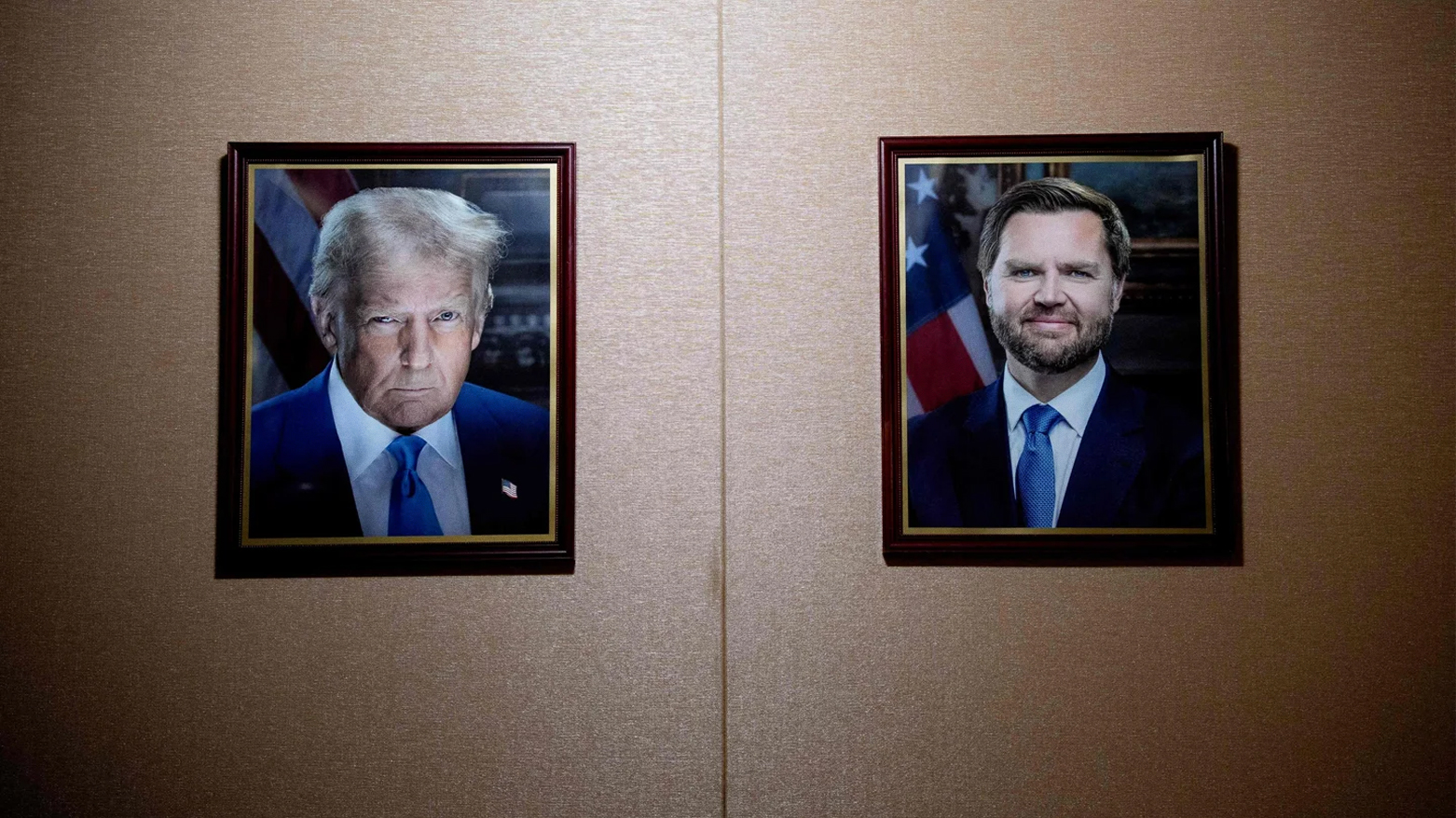 Official portraits of U.S. President Donald Trump and U.S. Vice President J.D. Vance. (AFP)