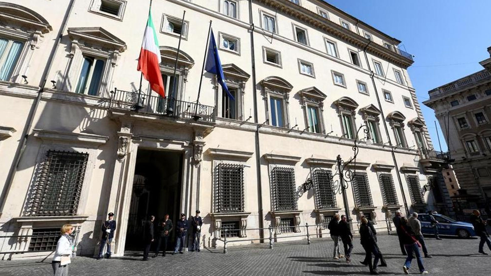 العدالة الإيطالية تطلب محاكمة وزراء لتسهيل ترحيل متهم بجرائم حرب