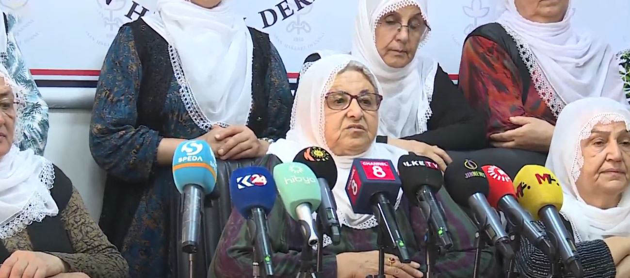أمهات السلام في ديار بكر: لا منتصر في القتل... ونأمل أن يُسعد السلام قلوب الجميع