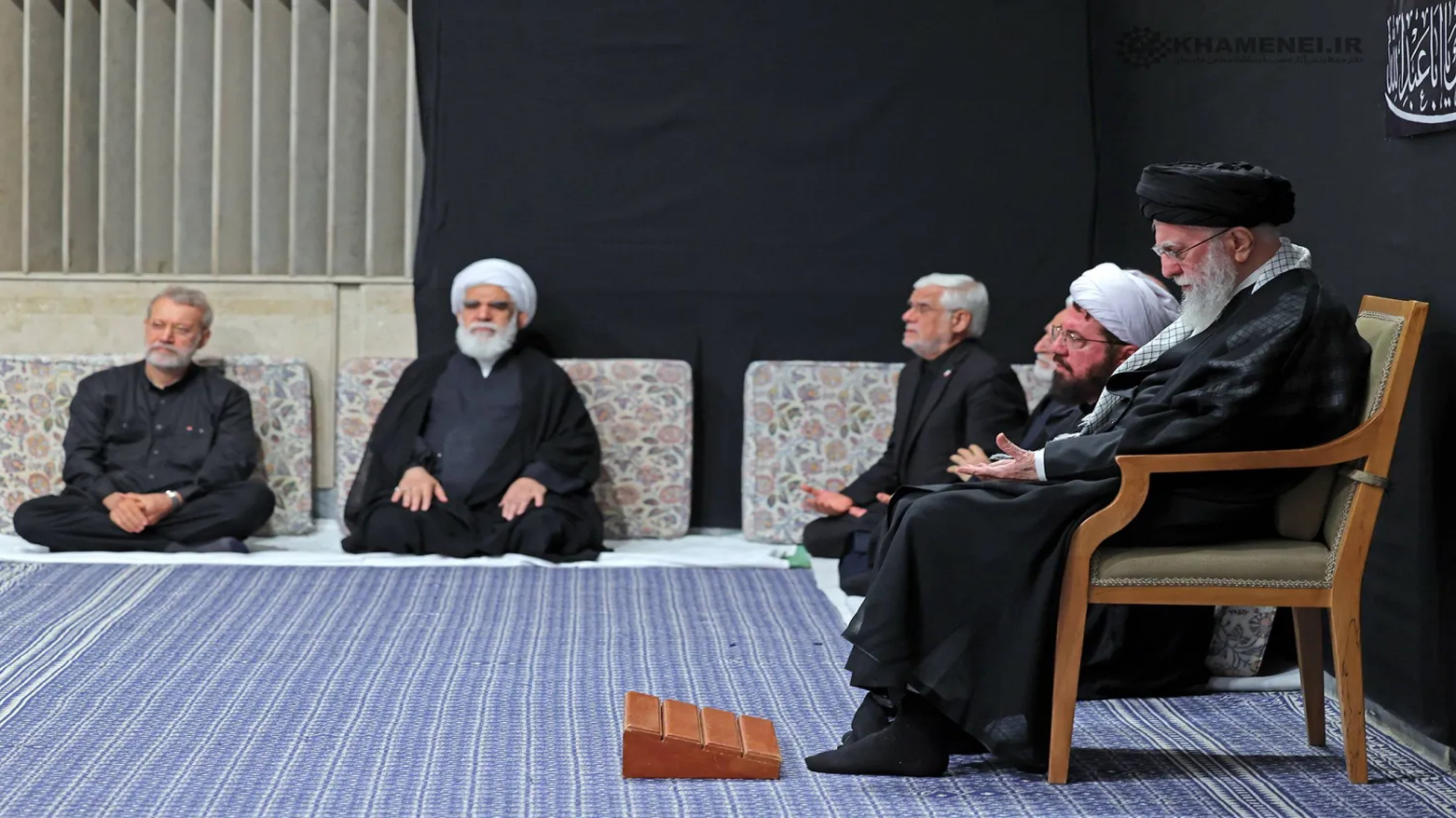 خامنەیی نوێنەرەکانی خۆی لە ناوەندەکانی بڕیاری ئەمنیدا دەستنیشان کرد