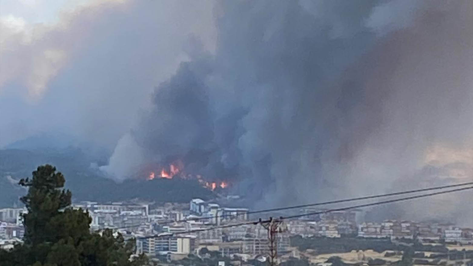 Ji ber şewata daristanên Çanakkaleyê çend gund hatine berdan