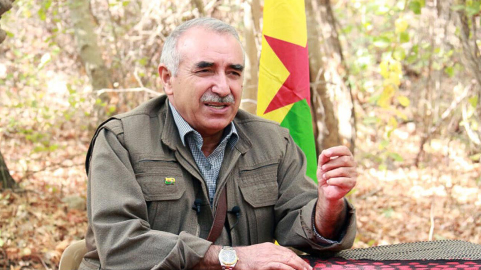 Karayilan: Cihê çareseriyê Meclîs e, daxwaza çekberdana HSDê jî ne mentiqî ye