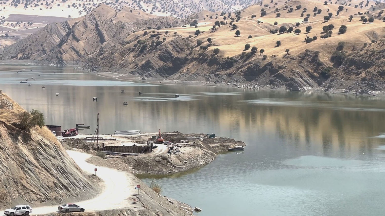 جسر جديد يربط گرميان وكويستان… نقلة نوعية في البنية التحتية لحلبجة