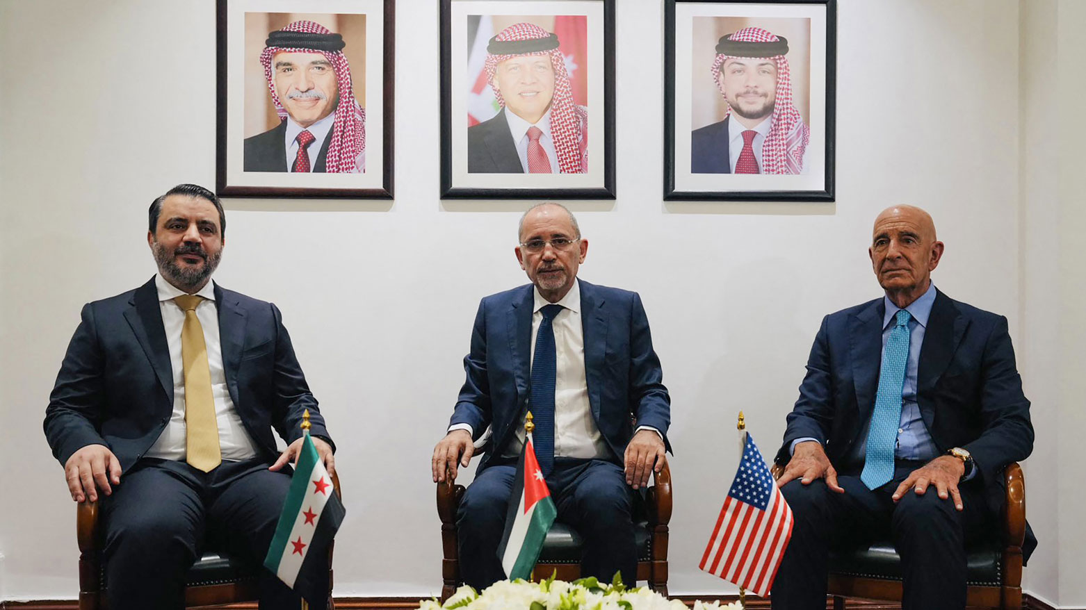 U.S. Ambassador to Türkiye and Special Envoy for Syria Tom Barrack (R), Jordanian Deputy Prime Minister and Foreign Minister Ayman Safadi (C), Syrian Foreign Minister Assad al-Shaibani (L), in Jordan, Aug. 12, 2025. (Photo: SANA)