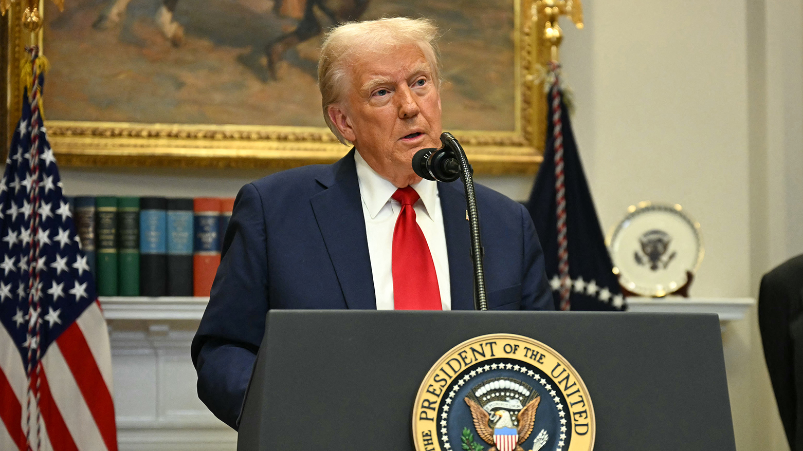 ترامب يريد لقاء مع بوتين وزيلينسكي بعد قمة ألاسكا