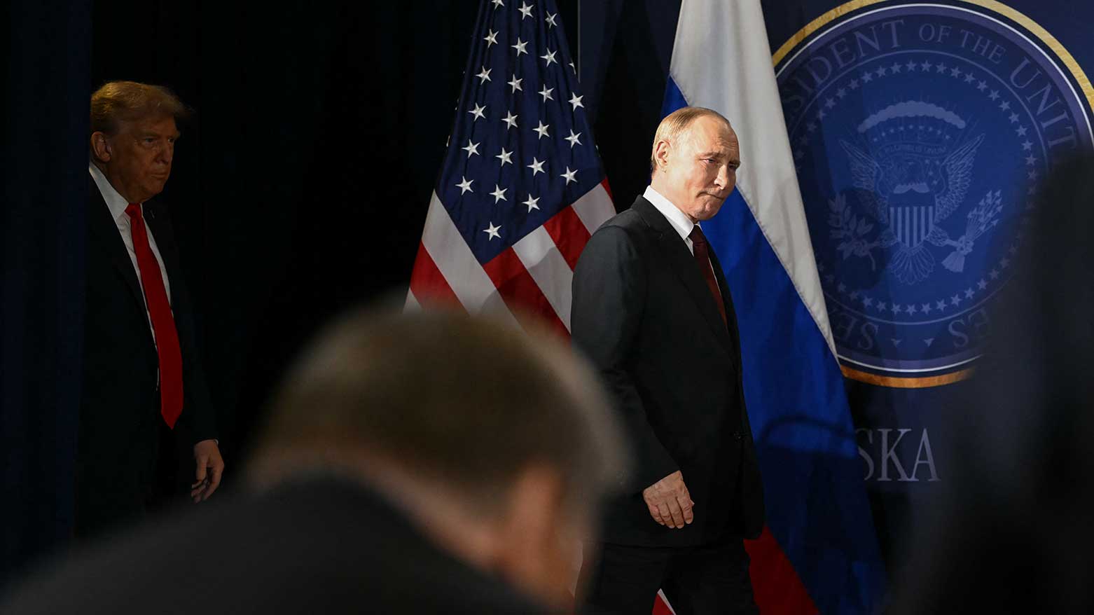 US President Donald Trump (L) and Russian President Vladimir Putin arrive to deliver a joint press conference after participating in a US-Russia summit on Ukraine in Alaska, August 15, 2025. (Photo: AFP)