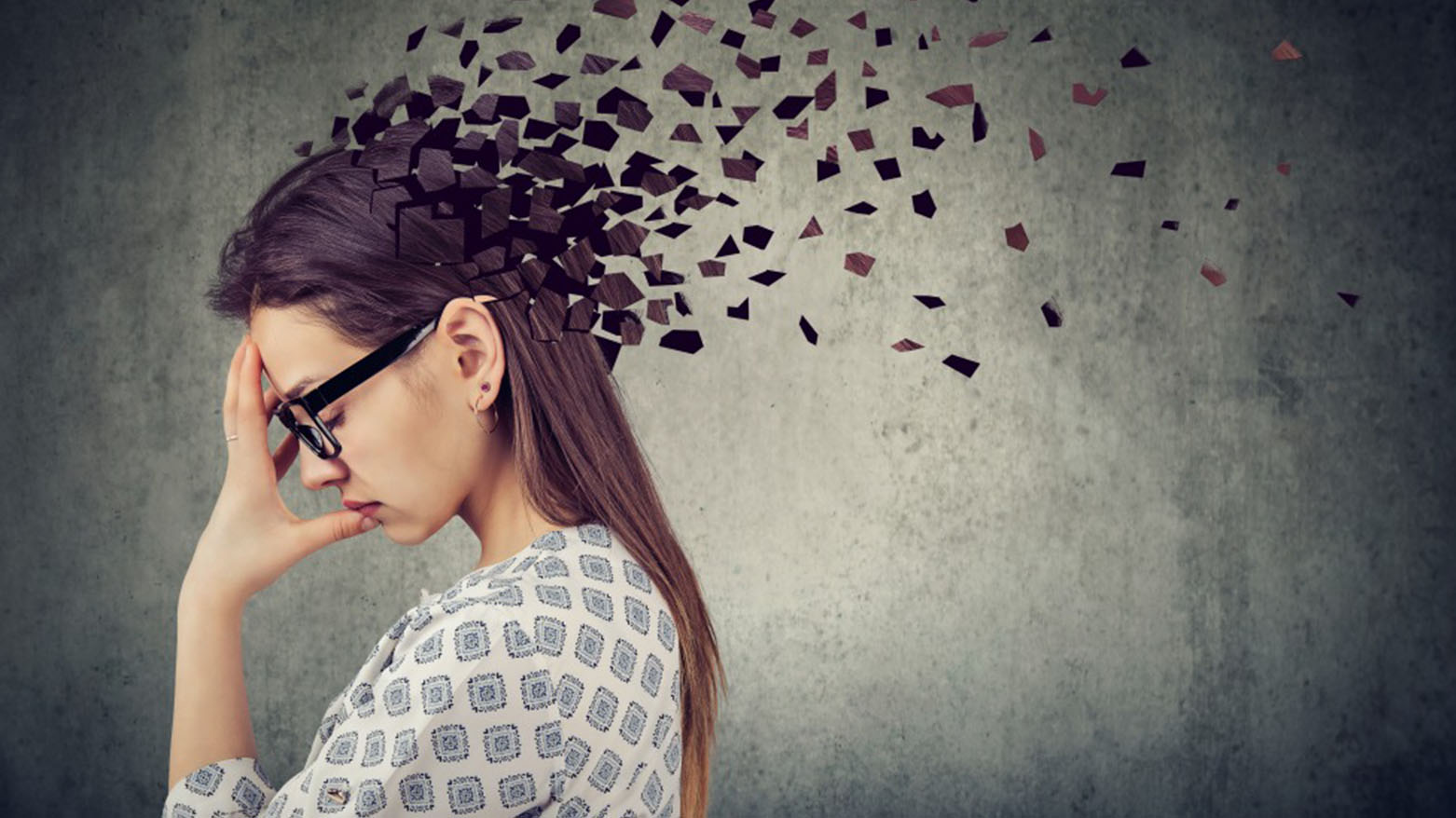 5 عادات يومية تدمِّر ذاكرتك مع التقدم في السن