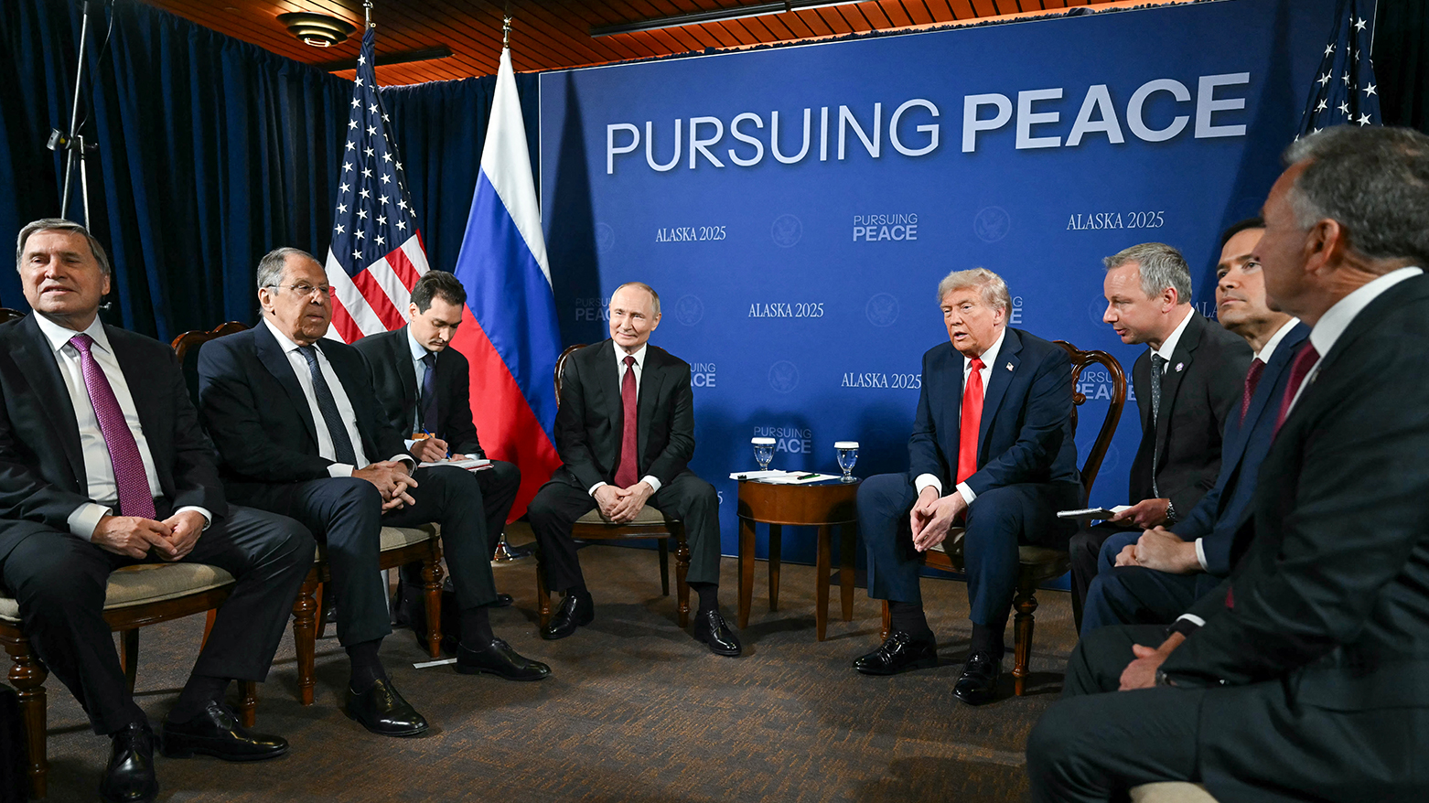 US President Donald Trump (C-R) and Russian President Vladimir Putin (C-L), during a US-Russia summit on Ukraine in  Alaska, Aug. 15, 2025. (Photo: AFP)
