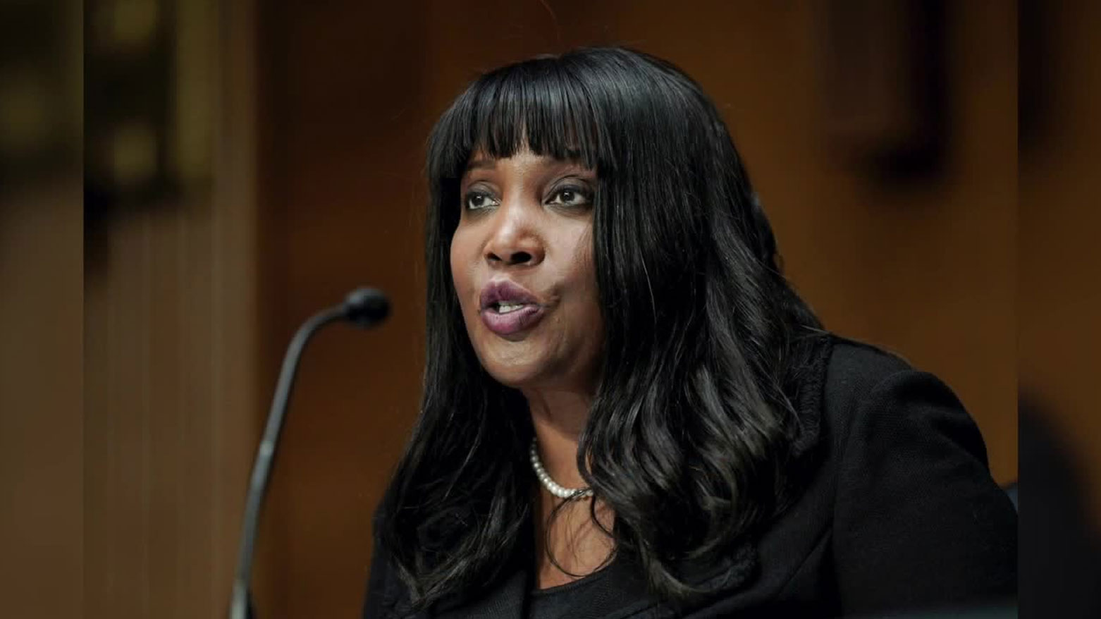 ليزا كوك عضو مجلس الاحتياطي الاتحادي (CNN)