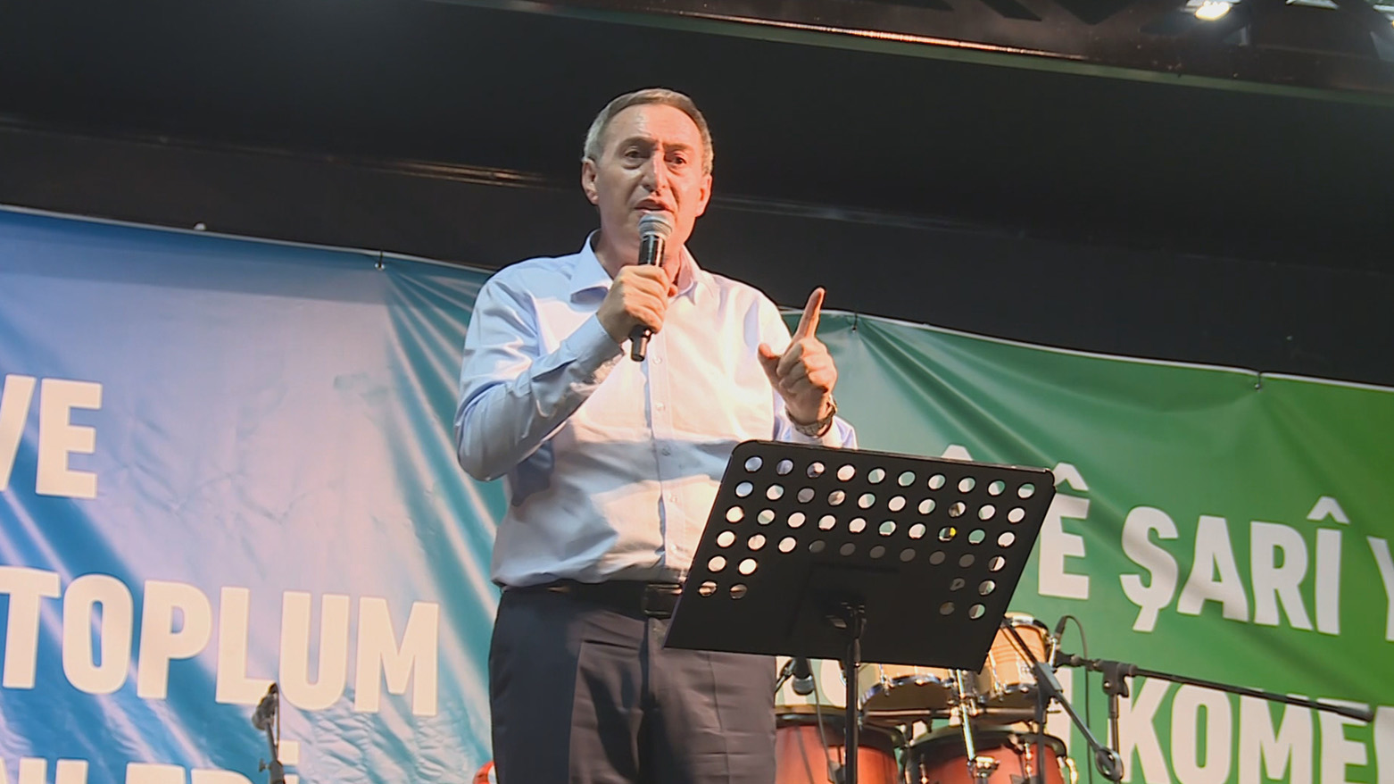 Tuncer Bakirhan: Divê Komîsyon bi Ocalan re bicive