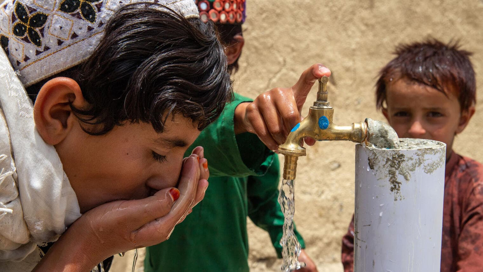 ڕێکخراوێکی نێودەوڵەتی: بەشێکی زۆر لە هاووڵاتییان لە عێراق دەستییان بە ئاوی پاک ناگات