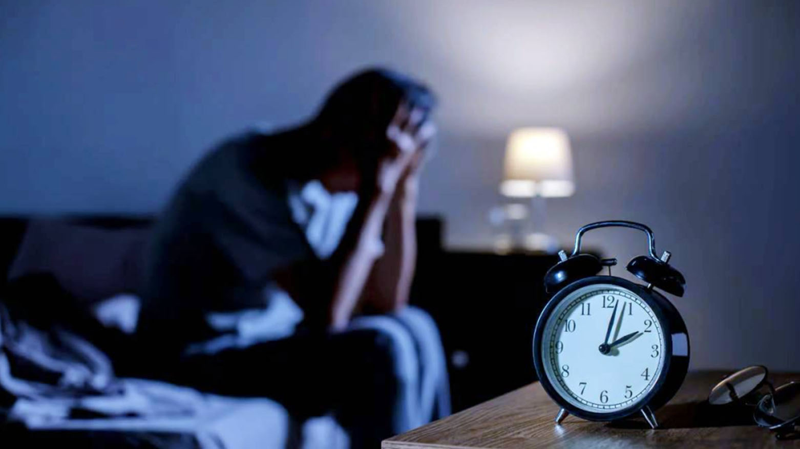 كيف تؤثر قلة النوم على الأطفال والمراهقين؟