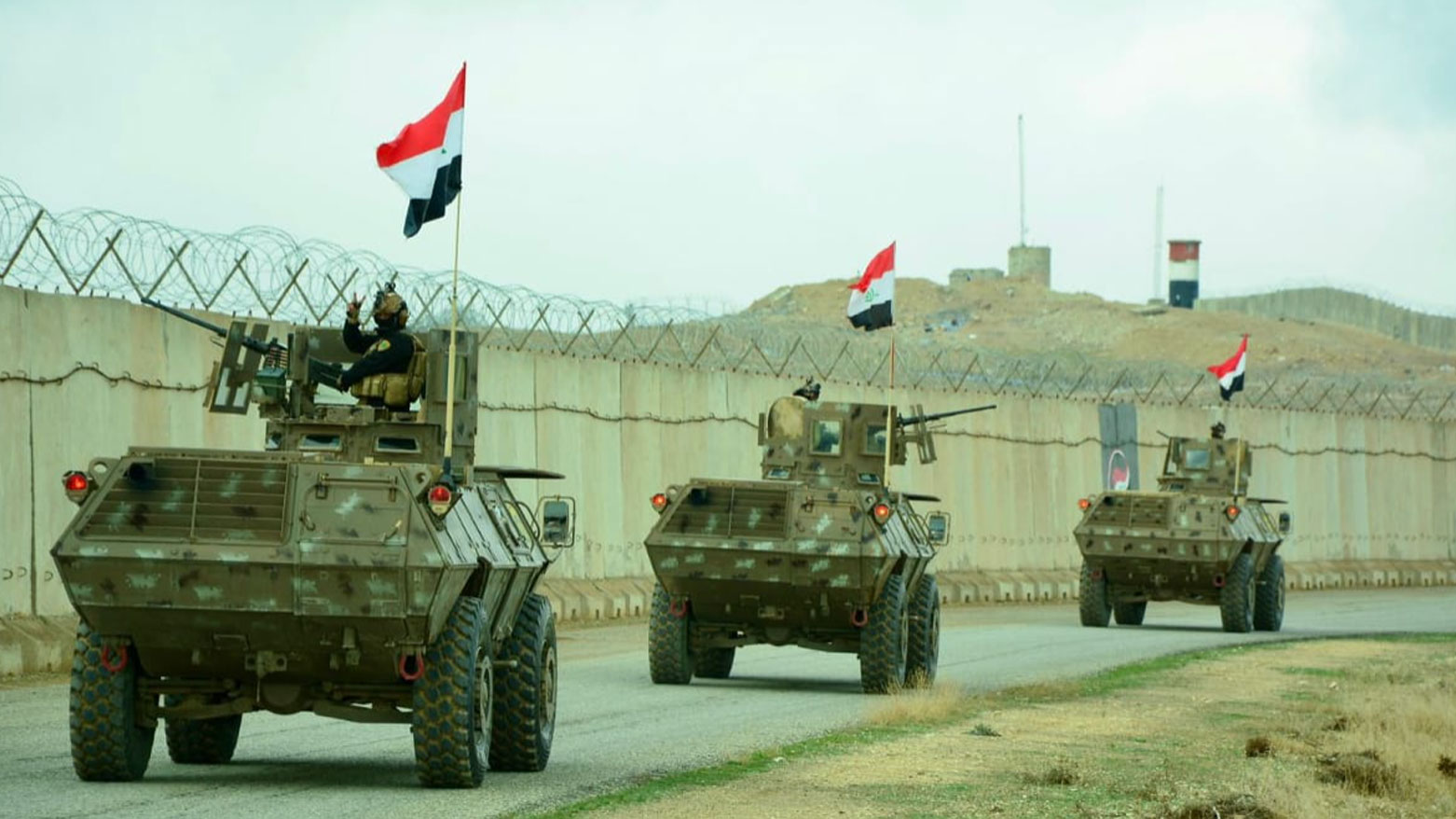 القوات العراقية ترفع حالة التأهب على الحدود السورية بعد تحذيرات أميركية
