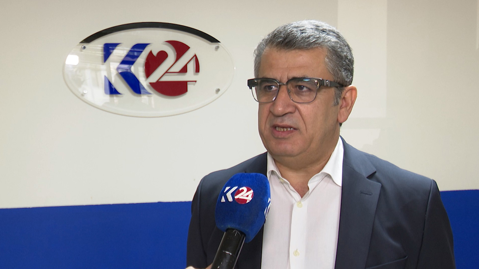 Adil Zozanî: Helwesta Serokê Parlamentoyê ya dijberî dayikê Kurd ne demokratîk e