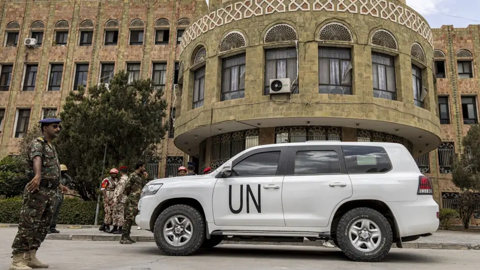 A United Nations vehicle in Yemen's third city of Taez, in February. (Photo:Ahmad AL-BASHA)