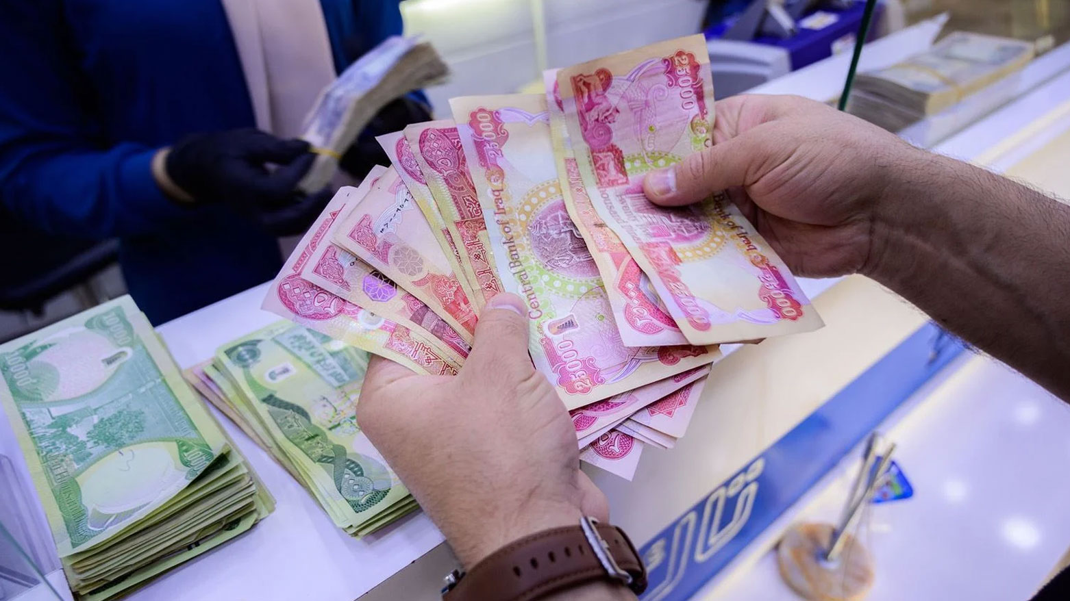 صرف الرواتب مستمر غدًا في كوردستان رغم العطلة الرسمية