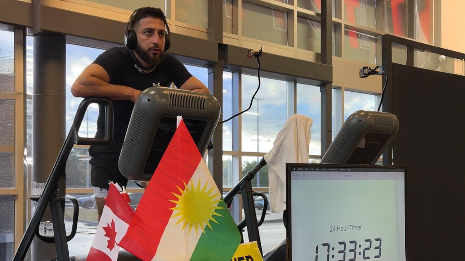 Helkat Jaffer while attempting to break the Guinness World Records in Canada. (Photo: Kurdistan24)