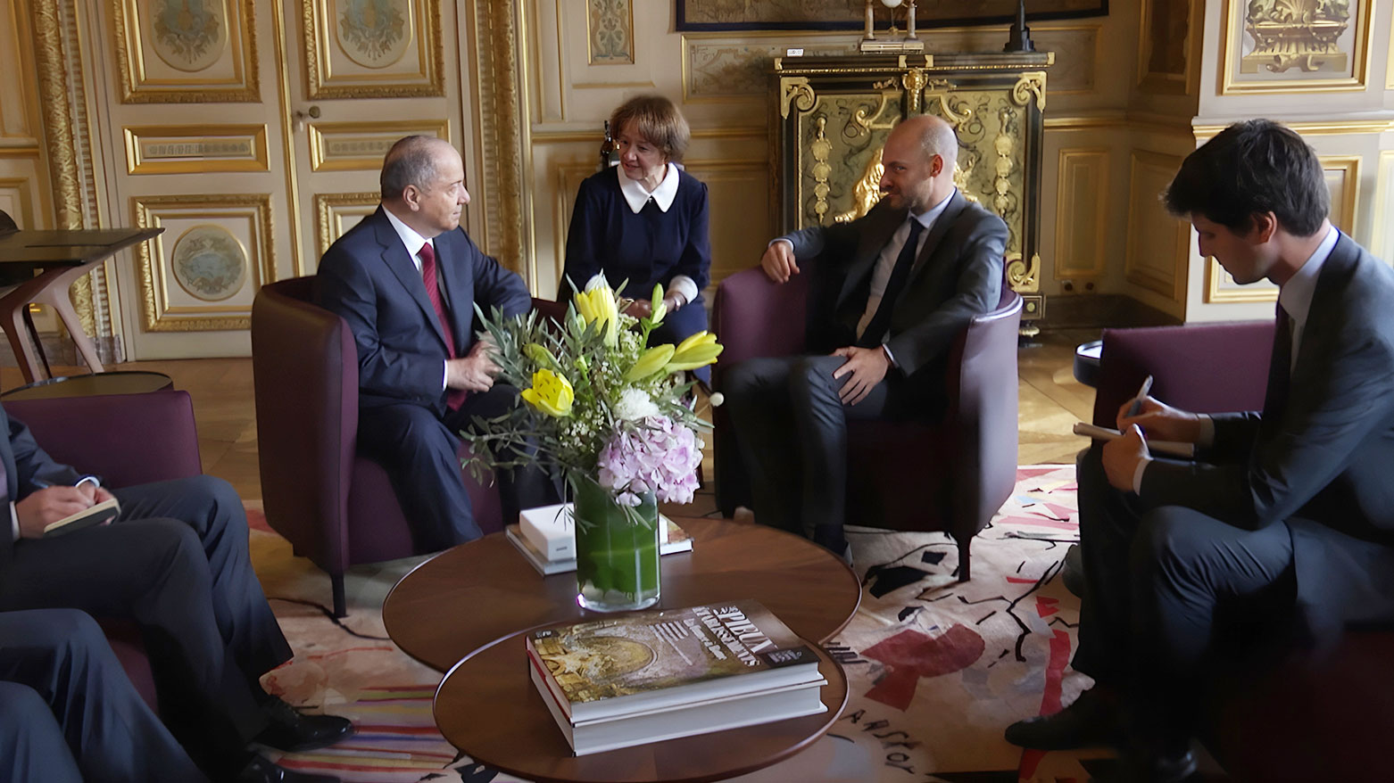 President Masoud Barzani (L), and French Foreign Minister Jean-Noël Barrot (R), in Paris, France, Sept 5, 2025.