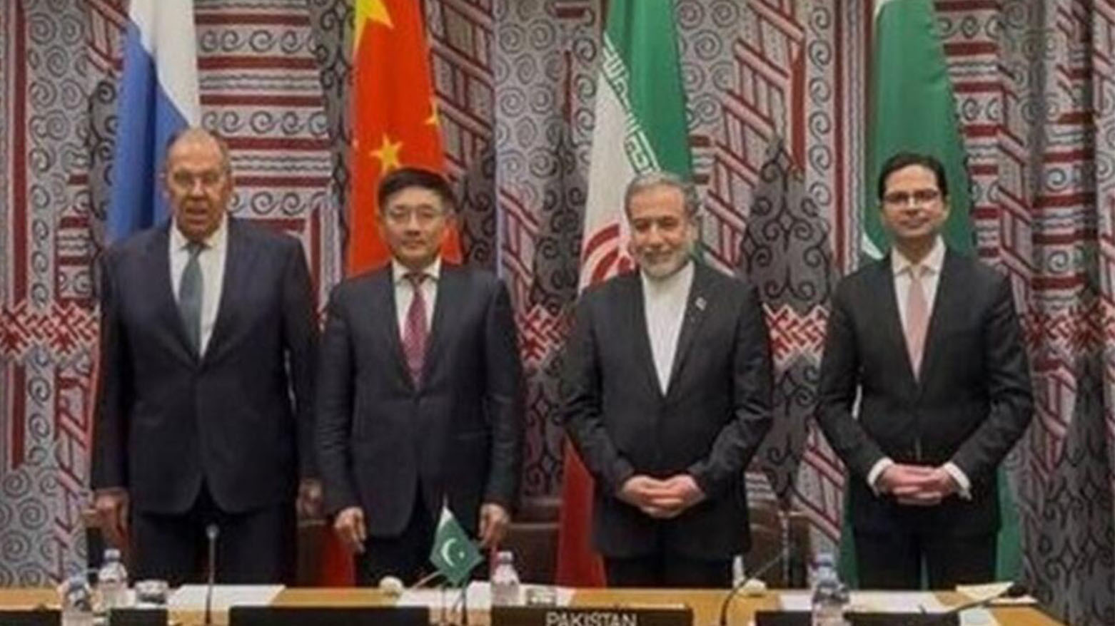 مخالفت چهارجانبه‌ی ایران، روسیه، چین و پاکستان با بازگشت آمریکا به پایگاه بگرام