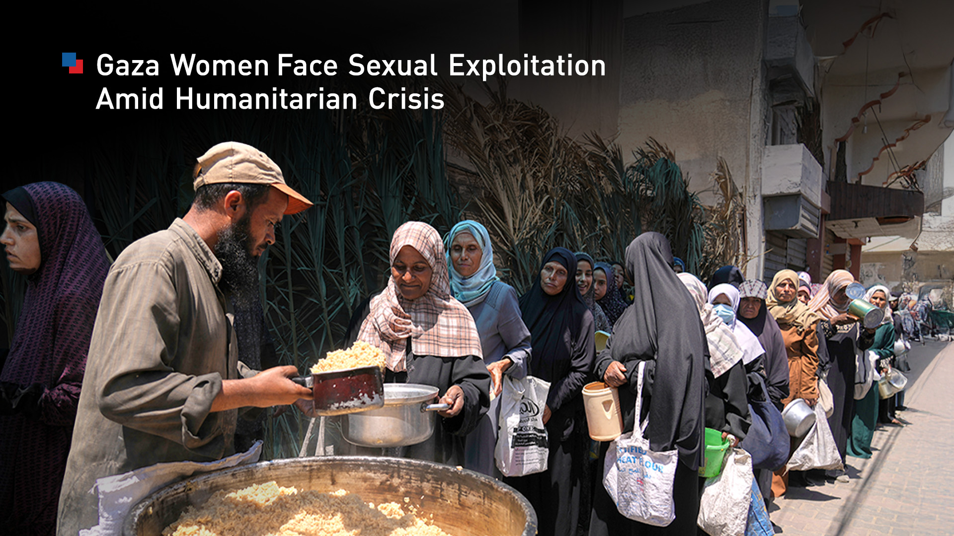 Palestinian women get food at a food distribution kitchen in Deir al-Balah, Gaza Strip, May 30, 2025. (Photo: AP)