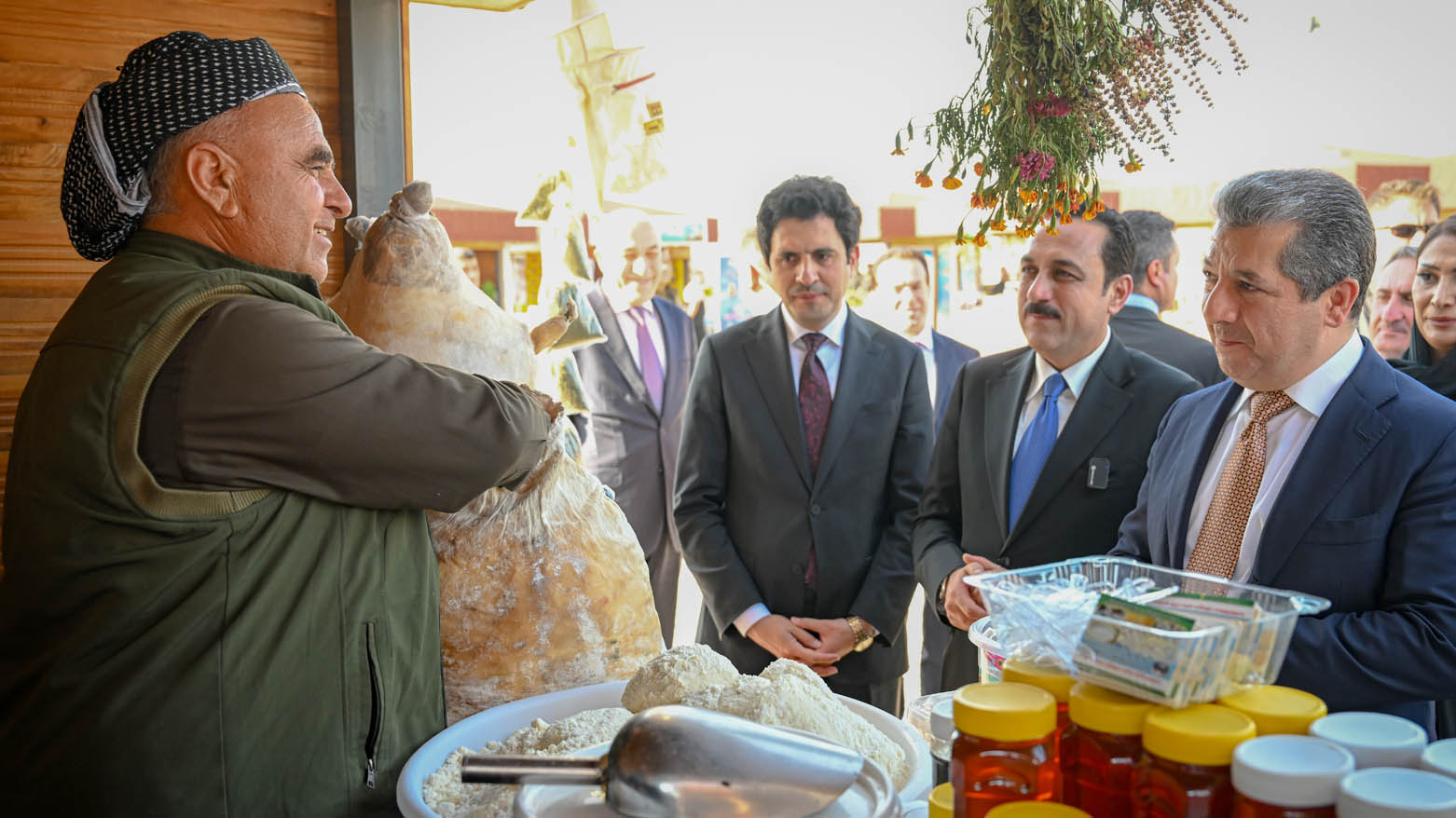 بە وێنە؛ بەشداریی سەرۆک وەزیران مەسرور بارزانی لە فێستیڤاڵی پاییزی پیرمام