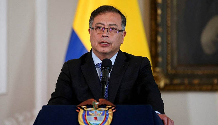 بەهۆی سزاکانی ئەمریکاوە سەرۆکی کۆڵۆمبیا ناتوانێت لەکاتی خۆیدا مووچە وەربگرێت