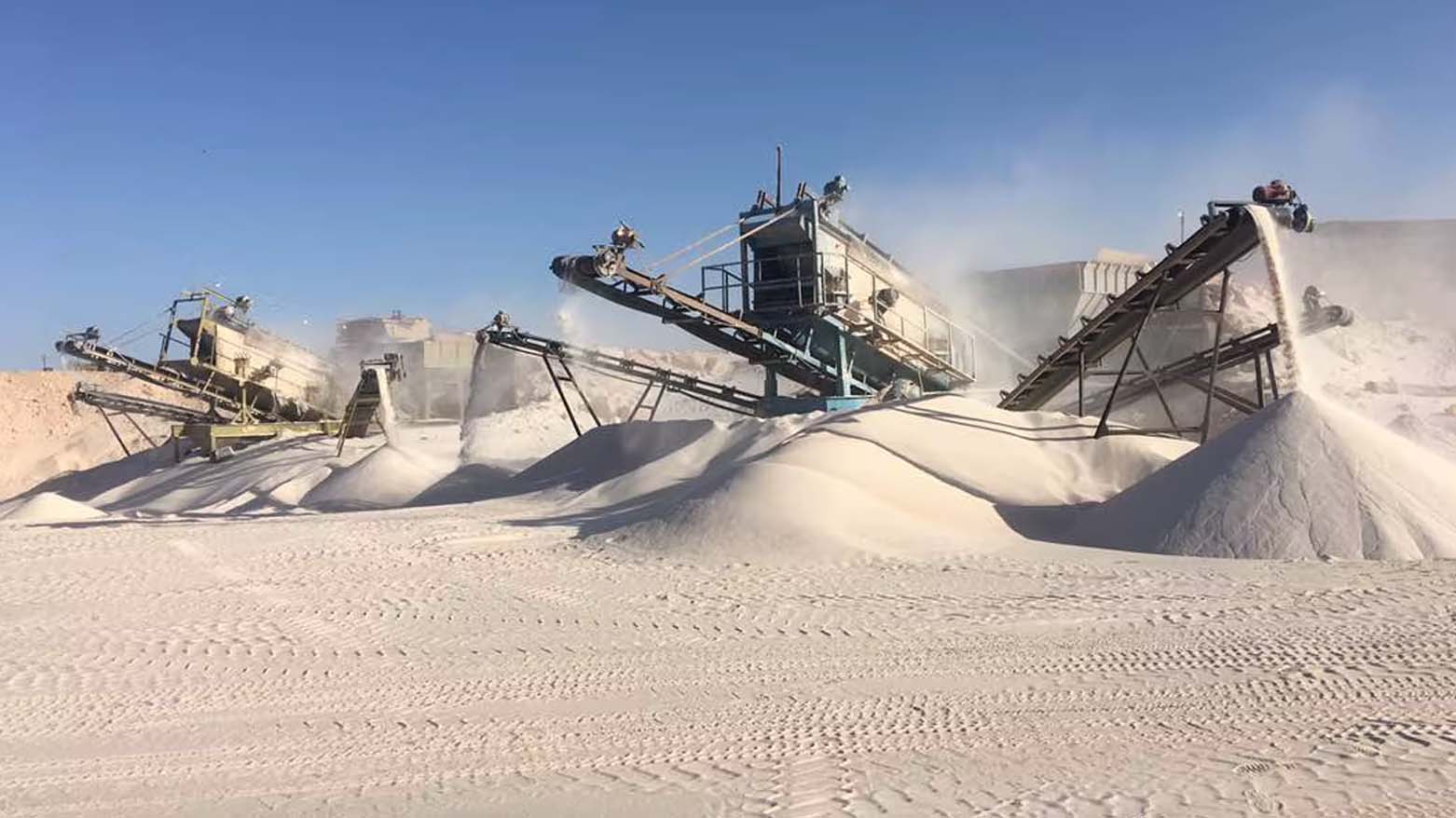 ڕوانگەی ئیکۆ-عێراق: حكوومه‌ت به‌هۆی فه‌رامۆشكردنی 'لمی سیلیکا' زیانێكی گه‌وره‌ی به‌ بودجه‌ی گشتیی گه‌یاندووه‌