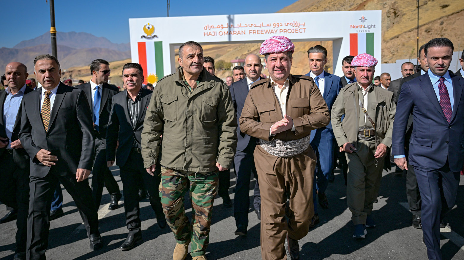 وێنەی ڕێوڕەسمی کردنەوەی دووسایدی حاجی ئۆمەران